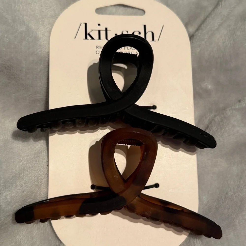 NEW Kitsch Elegant Black and Tortoise Hair Claw Clips